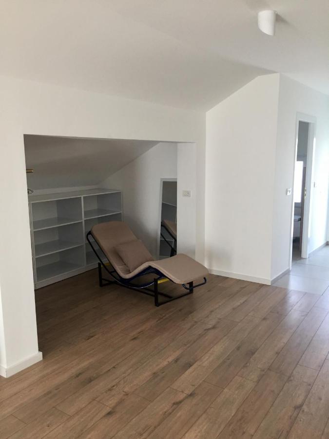 Amberyellowbnb Shkodër 外观 照片